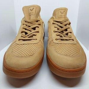 VEJA Size-11 Tan Sneaker
